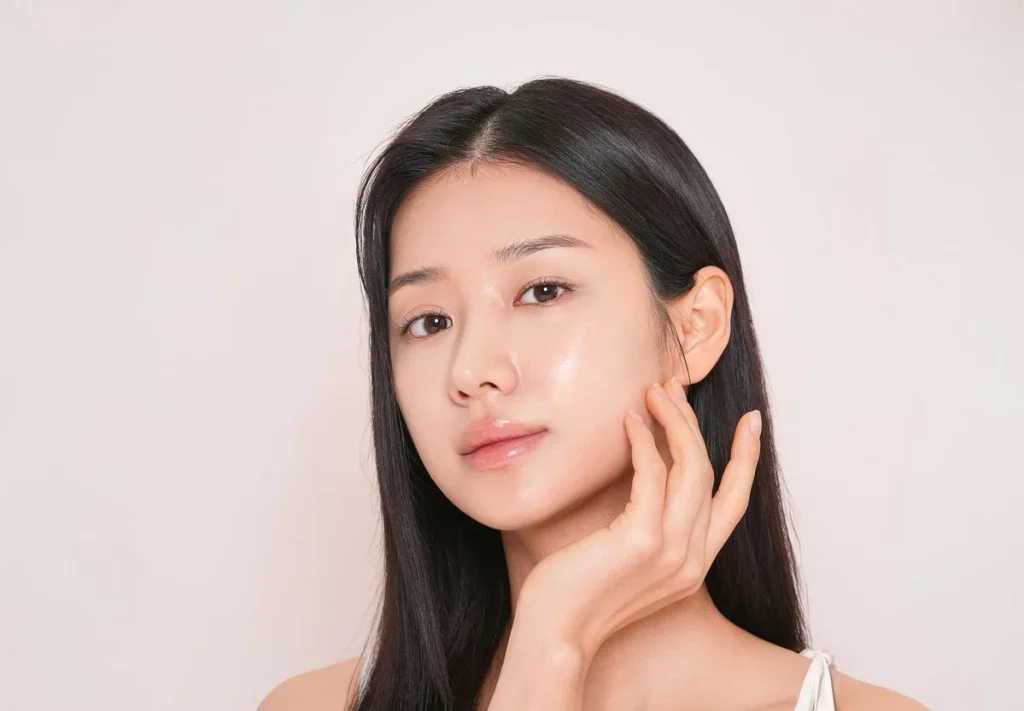 Thăm khám cấu trúc xương cằm trước phẫu thuật