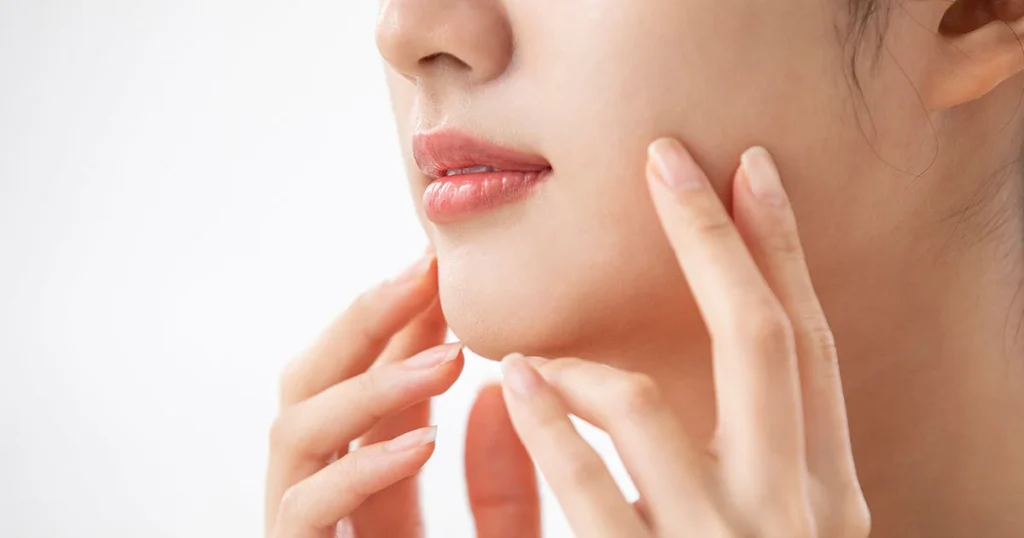 So sánh phương pháp trượt cằm và độn cằm