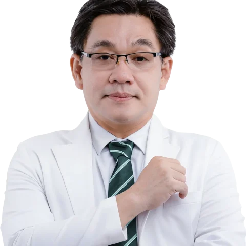 Bác sĩ Huỳnh Vi Hồng Ân tại SHE by SHYNH